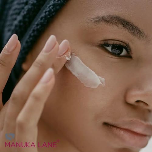 Hyaluronic Acid Eye Cream with Plant Extracts, Manuka Honey, Eye Bright Extract & Vitamin E | Plant Based Formula | Carefully formulated to keep your eyes bright and healthy!