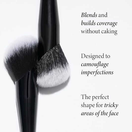 LAURA GELLER NEW YORK Angled Precision Concealer Brush