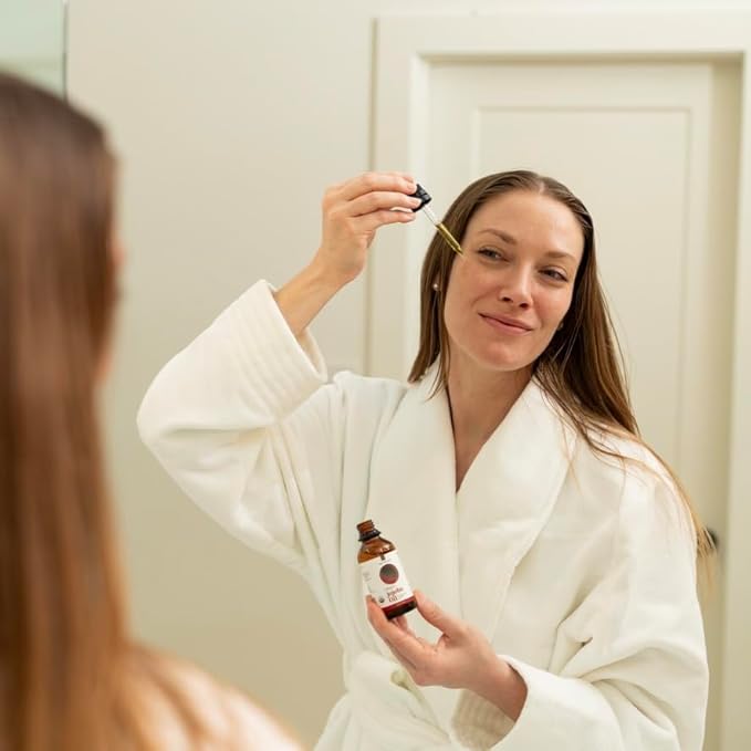 Organic Jojoba Oil, Cold Pressed Jojoba Oil for Face, Skin Care, and Hair Care, USDA Certified Organic 100% Pure, Hexane Free, 4 Fl Oz.