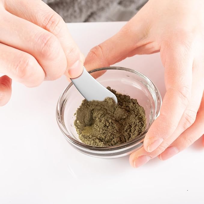 minkissy Makeup Spatula Small Metal Cosmetic Spatula Stainless Steel Handheld Cream Spatula Skincare Accessories for Mixing And Sampling Skin Care Creams, Eye Cream, Essences 2Pcs