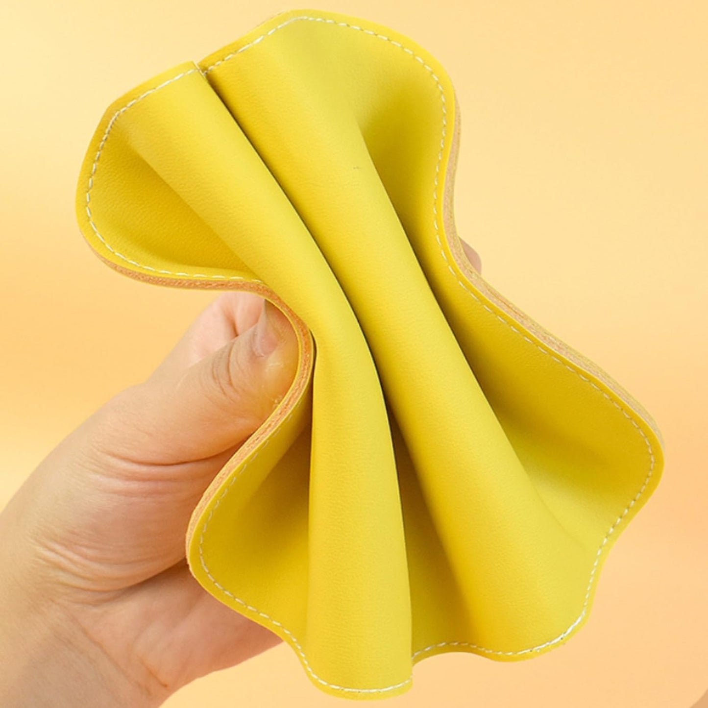 1Pcs Leather Sanitary Napkin Storage Bag, Portable Period Kit Bag, Pad Pouch Tampon Sanitary Napkin Receptacle (Yellow)