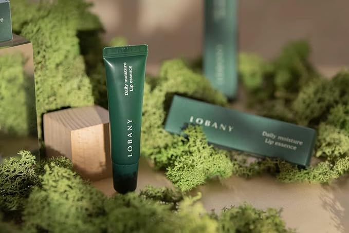 Daily Moisture Lip Essence Lip balm lip gloss Nourishing Soothing Lip Moisturizer for Dry Cracked Lips