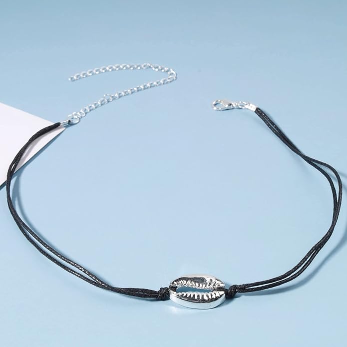 Boho Layered Suede Choker Necklace Black Leather Shell Necklace Silver Sea Shell Necklace Short Minimalist Collar Necklace Chain Jewelry for Women Beach Lover Gifts
