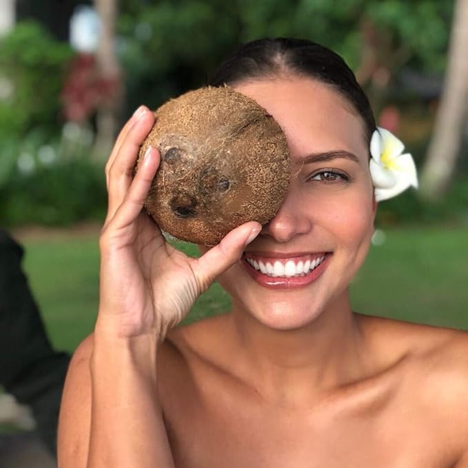 Pure Fiji Body Collection 7pacs- Bath and Body Gift Set Include - Body Mist,Coconut Crush, Body Oil, Body Butter, Soap, Body Lotion, Hand Creme - Travel Size, Scent Coconut