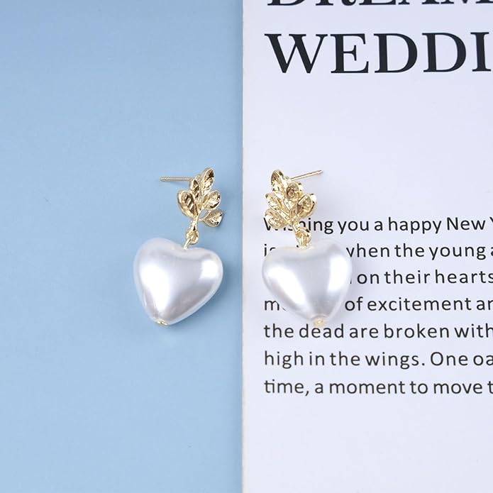 Vintage Pearl Heart Drop Earrings Gold Leaf Pearl Earrings White Pearl Heart Earrings Bridal Pearl Stud Earrings Jewelry for Women