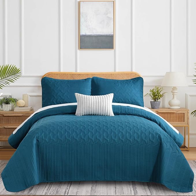 Yiran Teal Blue Quilt Set Queen Size Lightweight Bedspread Ultrasonic Wave Pattern Soft Microfiber Coverlet for All Season Modern Style 3 Piece Bed Cover Sets with 2 Pillow Shams (96"x90")