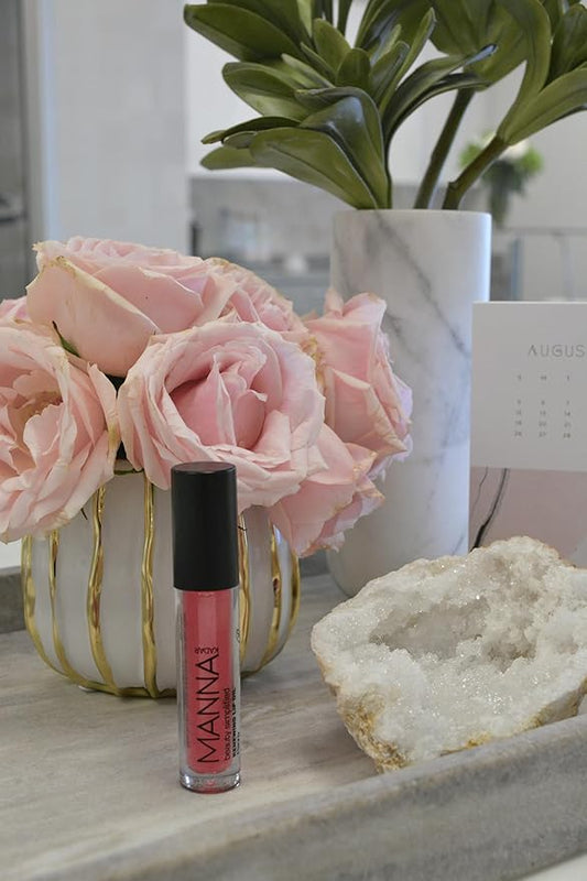 Manna Kadar Beauty Lip Oil, 5 ml - Nourish, Smooth & Plumps Lips, 100% Pure Plant Oils, Aromatic Plant Essence, Lip-Hugging Applicator, Cruelty-Free, Use Before to Prime & All Day
