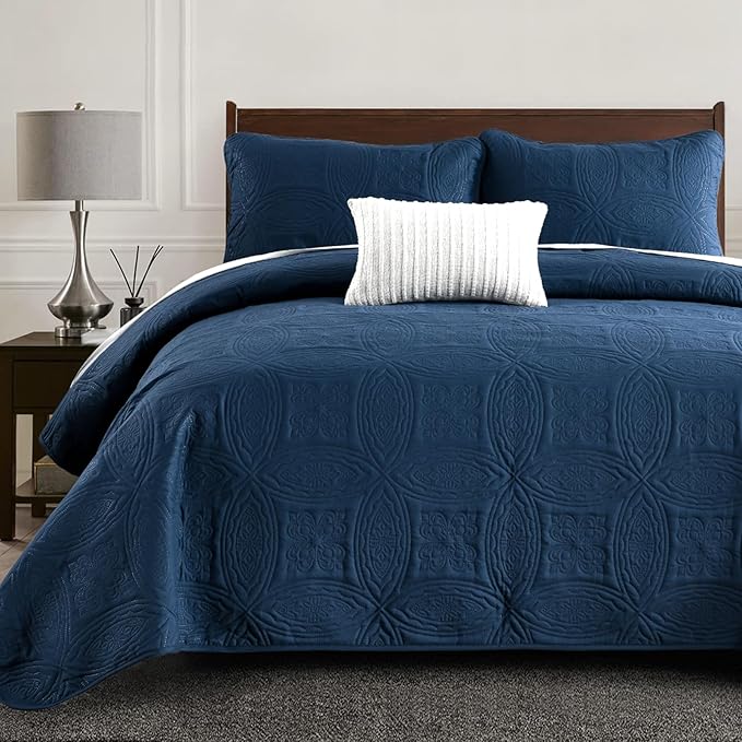 Yiran Navy Blue Quilt Set Queen Size Lightweight Bedspread Embossed Pattern Soft Microfiber Coverlet for All Season with 2 Pillow Shams (96"x90")