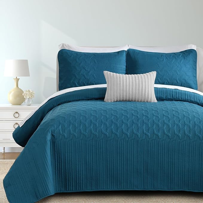 Yiran Teal Blue Quilt Set Queen Size Lightweight Bedspread Ultrasonic Wave Pattern Soft Microfiber Coverlet for All Season Modern Style 3 Piece Bed Cover Sets with 2 Pillow Shams (96"x90")