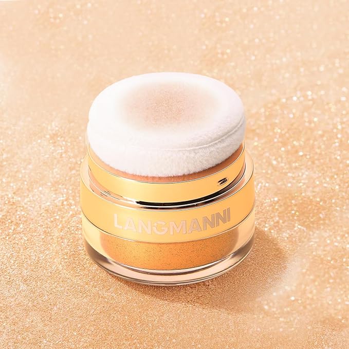 Glitter Body Highlighter Powder Body Shimmer Sparkle Face Brightening Highlighter Powder for Face Eyes Body Glow Makeup With sponge head（silvery）