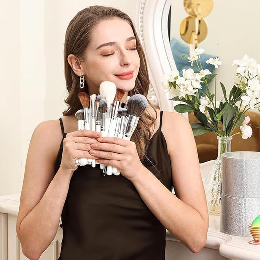 Professional Makeup Artist Brushes Set 26Pcs Real Natural Goat Hair Labeled White Makeup Brush Set with Foundation Powder blush concealer blending eyeshadow contour make up brushes set
