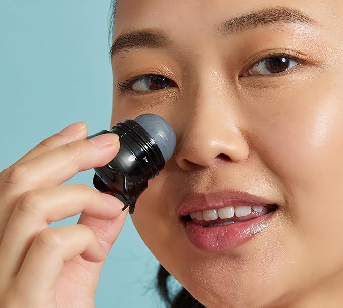 TONYMOLY Tako Pore Blackhead Remover Scrub Stick Charcoal & Dead Sea Salt Exfoliator for Blackheads, Whiteheads, Pore Cleansing & Oil Control, 0.8 oz