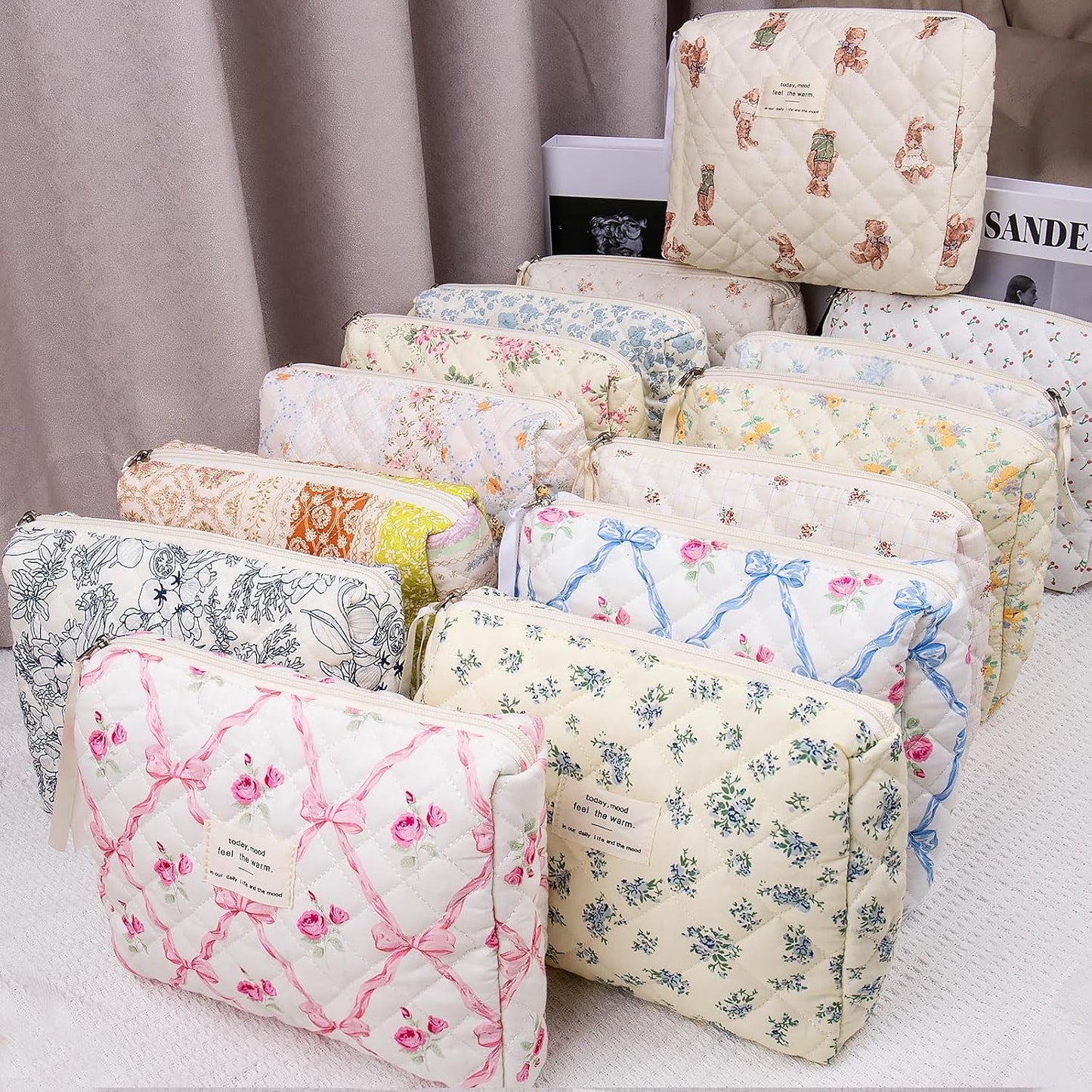 Floral Makeup Bag, Small Cosmetic Bag for Women Girls, Cute Cotton Makeup Bag, Quilted Makeup Bags, Flower Travel Toiletry Organizer Bag(Color-Coded Floral)