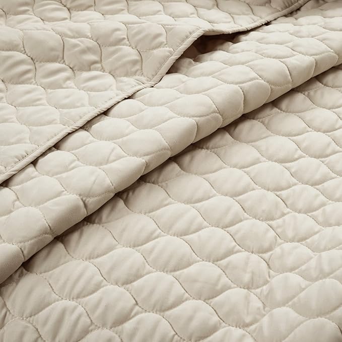 Lush Decor Ella Ruffle Lace Quilt, 3 Piece Set, Full/Queen, Neutral - Cute Quilt - Queen Bedding Set - Beige Bedding Full Size - Coquette Decor - Neutral Ruffle Trim - Beige Lace Trim
