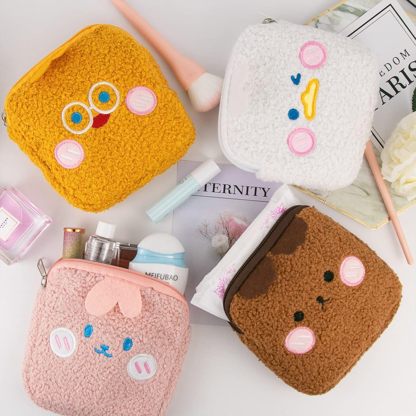 Sanitary Napkin Storage Bag 4PCS Menstrual Cup Pouch, Portable Period Bag for Women Girls Feminine Menstruation First Period Bag Padded Zipper Pouch Mini Cosmetic Bag for Purse