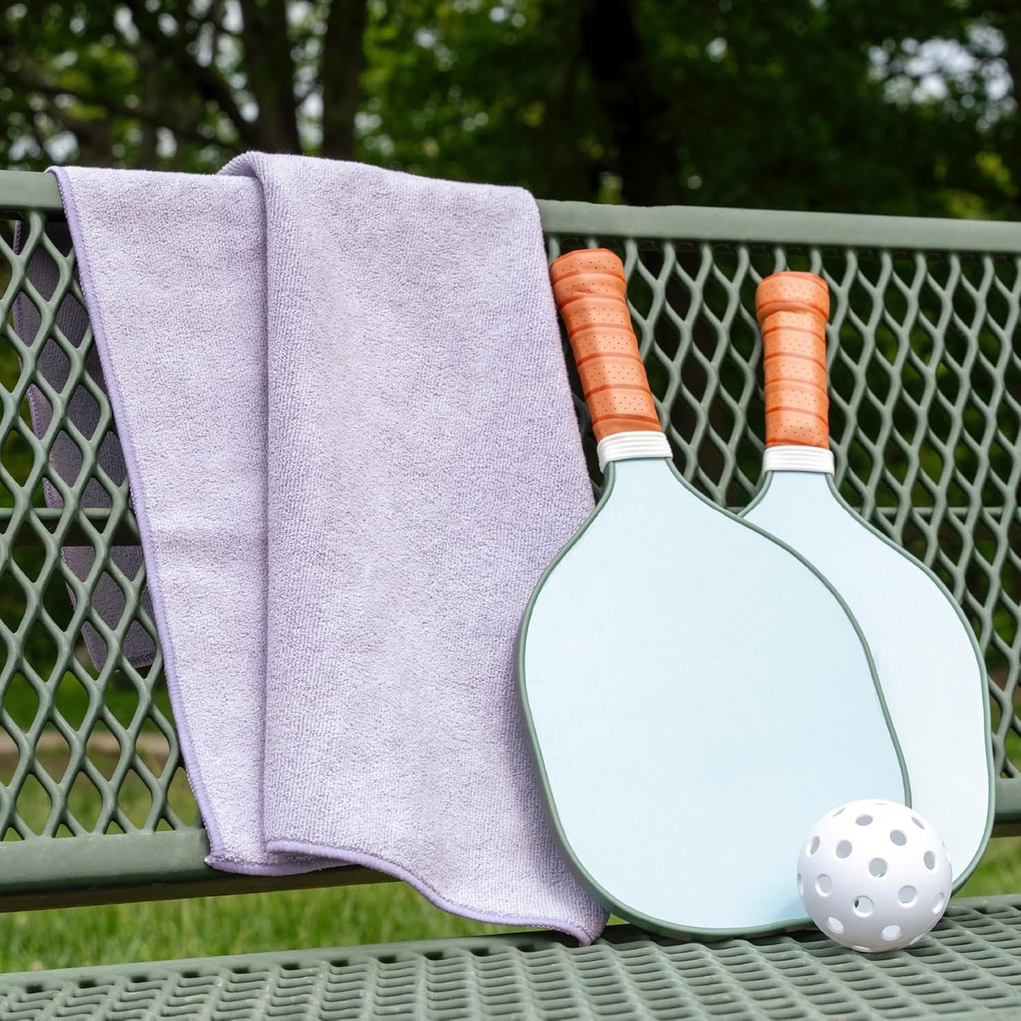 S&T INC. Microfiber Gym Towels, Yoga Towel for Home and Gym Bag, 16 Inch x 27 Inch, 3 Pack