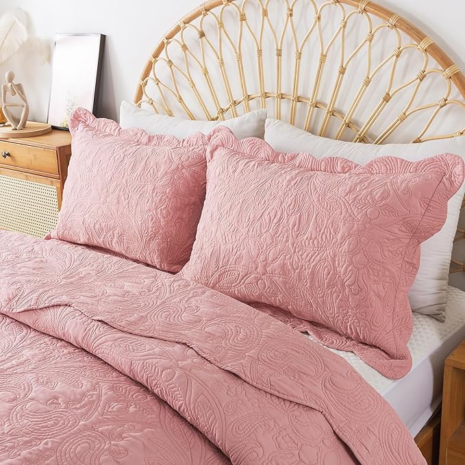 HoneiLife Quilt Sets King Size - 3 Pieces Microfiber Quilt Set Lightweight Bedspreads Reversible Coverlets Rustic Bed Cover King Quilt Bedding Set All Season Quilts-Pink